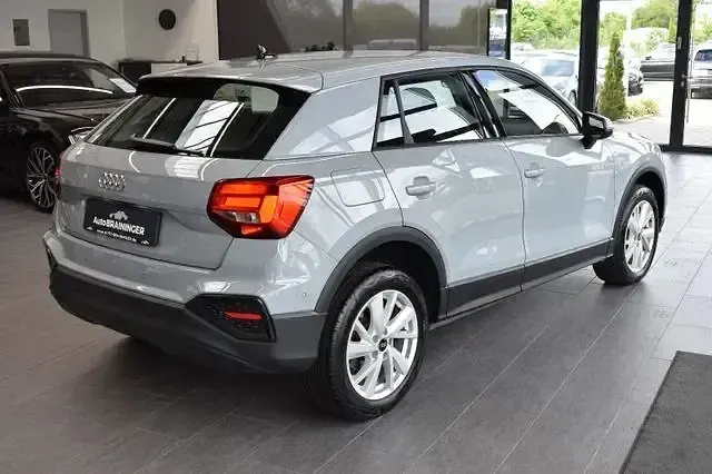 Używany Audi Q2 Advanced 116 KM (85 kW) 2023 Szary SUV
