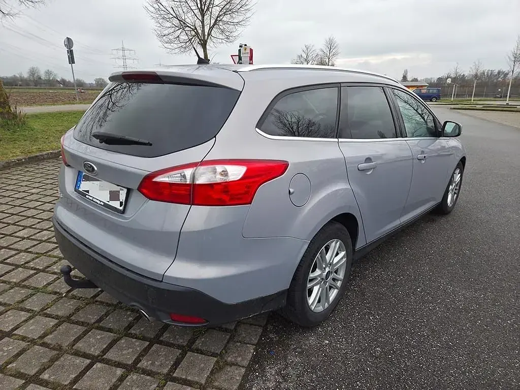 Second-hand Ford Focus Titanium 163 CP (119 kW) 2013 Gri Berlinǎ