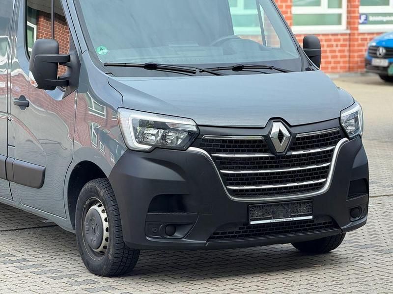 Gebraucht Renault Master 150 PS (110 kW) 2022 Grau Van / Kleinbus