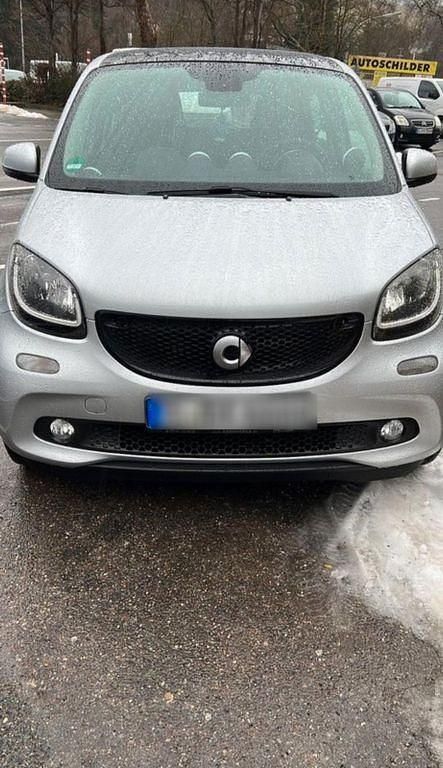 Gebraucht Smart ForFour Passion 71 PS (52 kW) 2015 Silber Kleinwagen