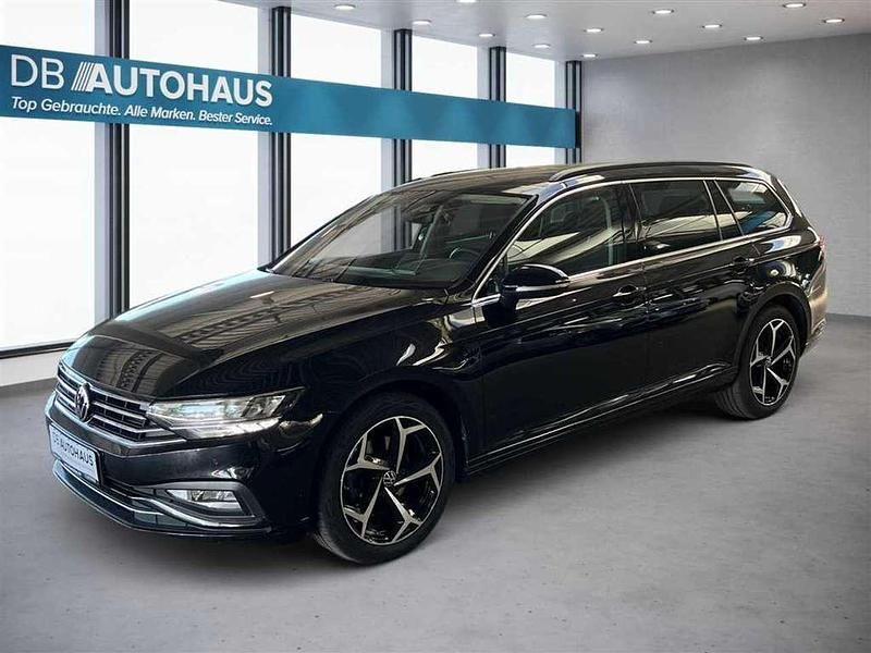 Schwarz Gebraucht 2023 VW Passat Business Kombi | 28.750 € (Fairer Preis) - Bild 1/4