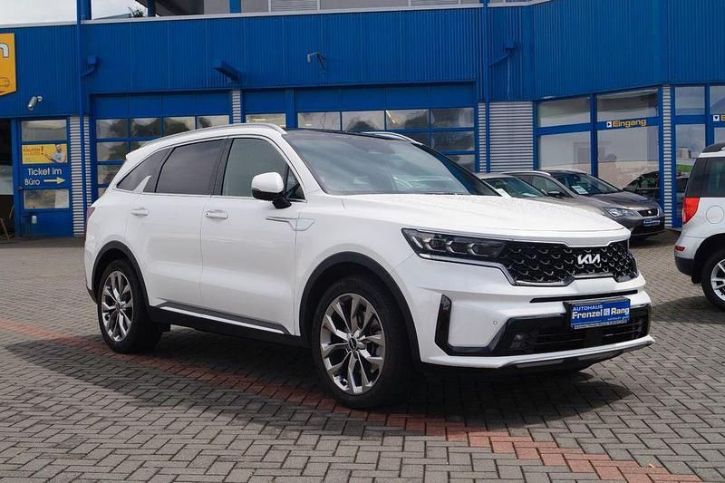 Weiß Gebraucht 2023 Kia Sorento Spirit SUV | 41.990 € (Guter Preis) - Bild 1/4