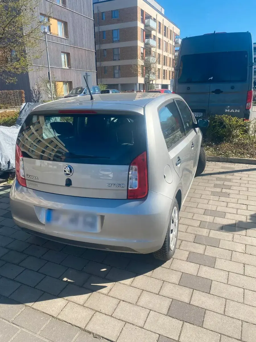 Gebraucht Skoda Citigo 60 PS (44 kW) 2016 Grau Kleinwagen