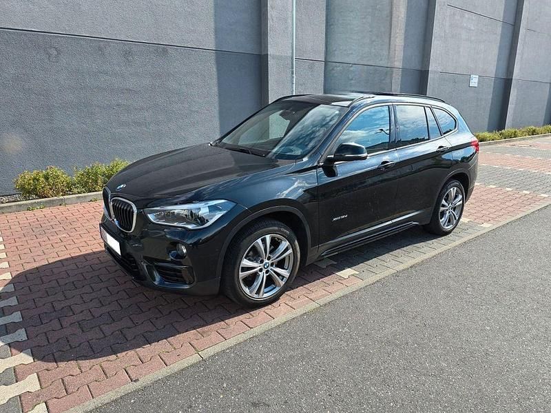 Schwarz Gebraucht 2018 BMW X1 Sport Line SUV | 19.500 € (Fairer Preis) - Bild 1/4