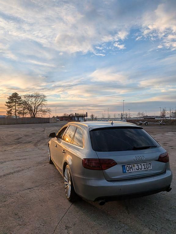 Gebraucht Audi A4 Sport 211 PS (155 kW) 2009 Silber Limousine