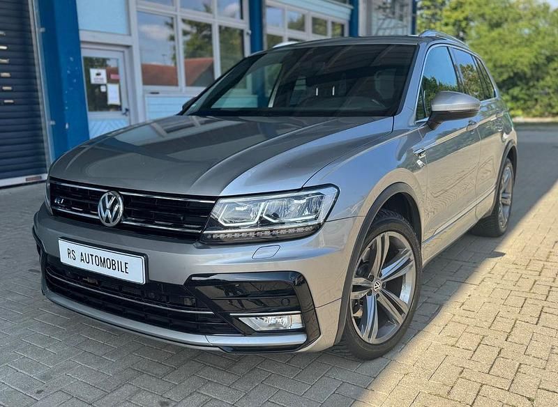 Silber Gebraucht 2019 VW Tiguan Highline SUV | 27.490 € (Guter Preis) - Bild 1/4
