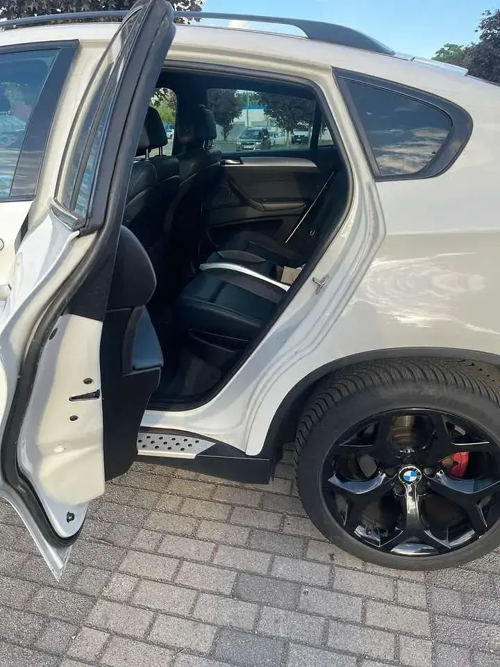 Gebraucht BMW X6 235 PS (172 kW) 2010 Weiß SUV