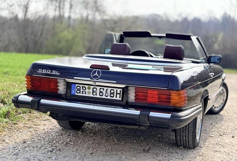 Gebraucht Mercedes 560 231 PS (169 kW) 1989 Schwarz Cabrio