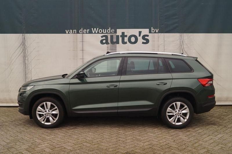 Grün Gebraucht 2019 Skoda Kodiaq Business Line SUV | 20.449 € (Fairer Preis) - Bild 1/4