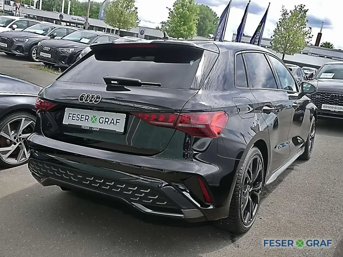 Gebraucht Audi A3 S-Line 150 PS (110 kW) 2025 Mythosschwarz metallic Limousine