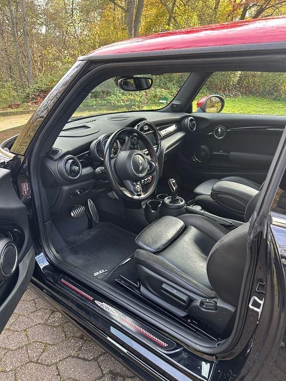 Gebraucht Mini John Cooper Works 231 PS (169 kW) 2018 Schwarz Kleinwagen