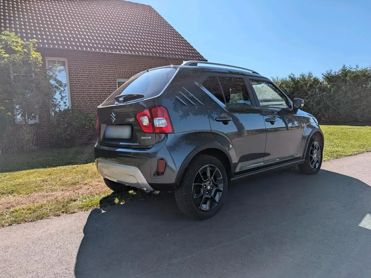 Gebraucht Suzuki Ignis Comfort+ 83 PS (61 kW) 2023 Grau SUV