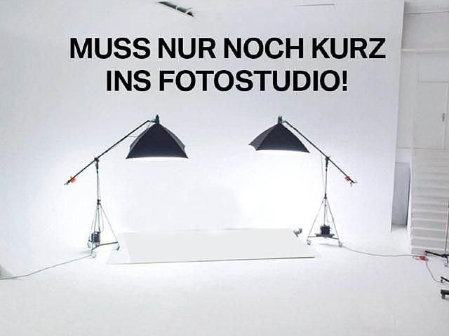 Gebraucht BMW 520 Performance 190 PS (139 kW) 2023 Schwarz Limousine