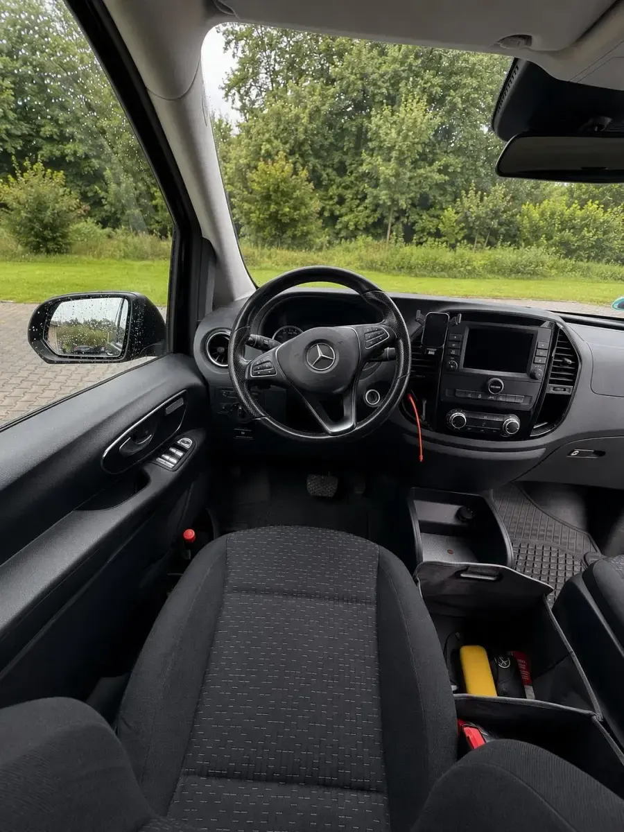 Gebraucht Mercedes Vito 163 PS (119 kW) 2021 Schwarz Van