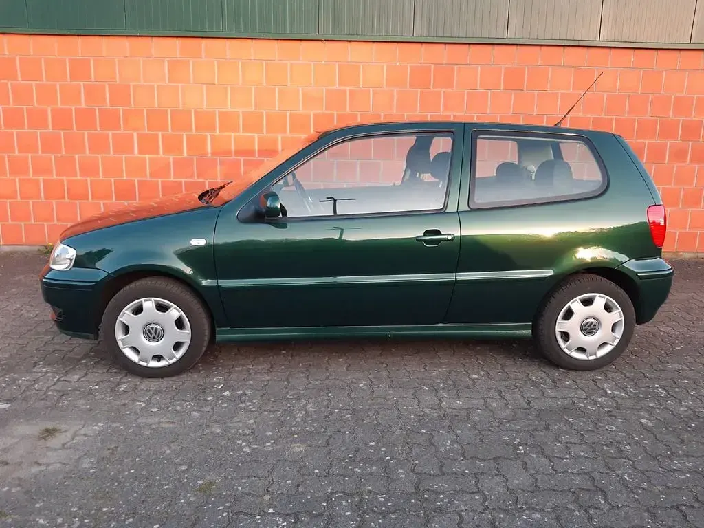 Gebraucht VW Polo 50 PS (36 kW) 2001 Grün Limousine