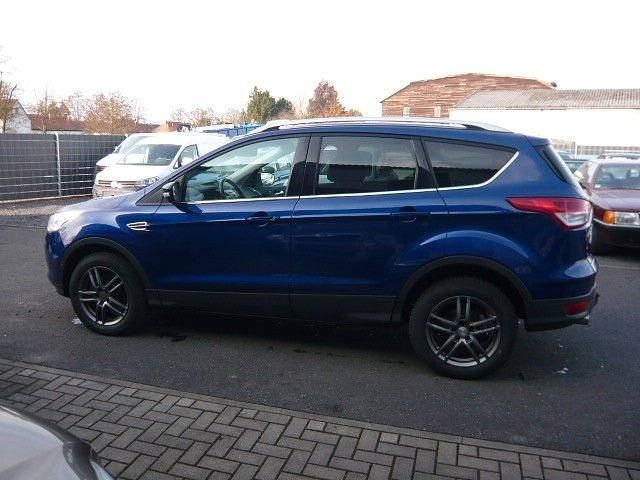 Gebraucht Ford Kuga Titanium 163 PS (119 kW) 2014 Blau SUV