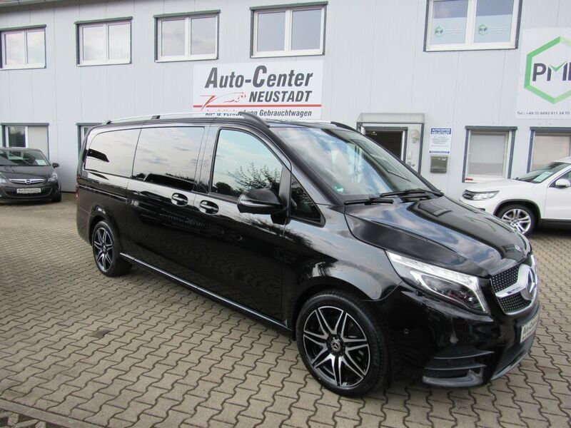 Obsidianschwarz metallic Gebraucht 2020 Mercedes V300 AMG Van / Kleinbus | 65.850 € - Bild 1/4