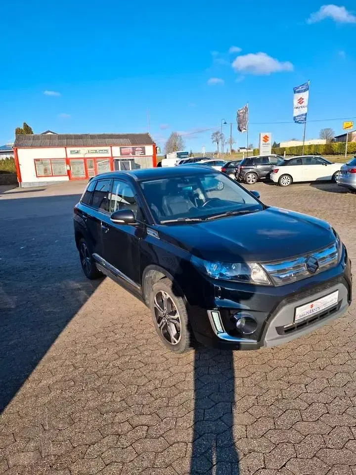 Gebraucht Suzuki Vitara Comfort+ 120 PS (88 kW) 2015 Braun SUV