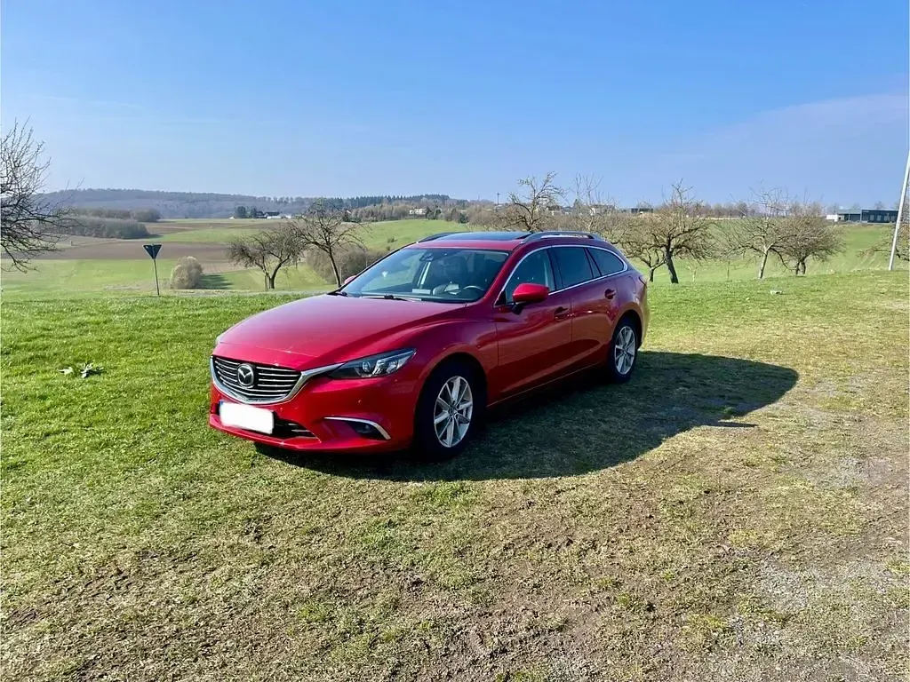 Używany Mazda 6 175 KM (128 kW) 2016 Czerwony Sedan/Limuzyna