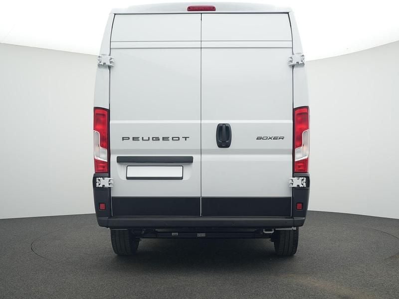 Gebraucht Peugeot Boxer 140 PS (102 kW) 2025 Lackierung weiss icy/typ aussenverkleidung spiegel flach standard Van