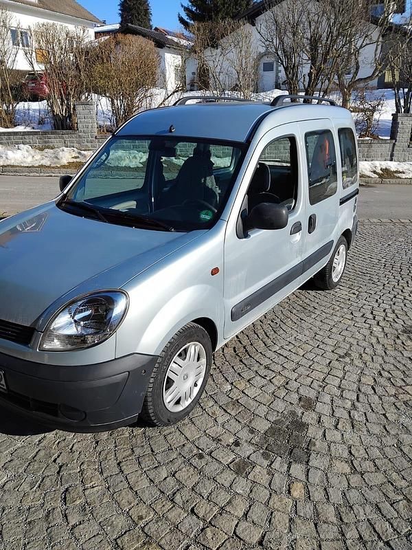 Gebraucht Renault Kangoo 85 PS (62 kW) 2005 Silber Van / Kleinbus
