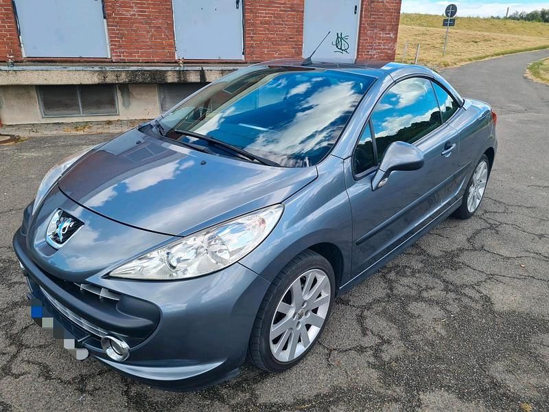 Grau Gebraucht 2007 Peugeot 207 CC Sport Cabrio | 1.180 € (Superpreis) - Bild 1/4