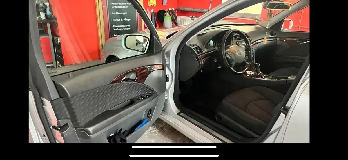 Gebraucht Mercedes E200 122 PS (89 kW) 2003 Grau Limousine
