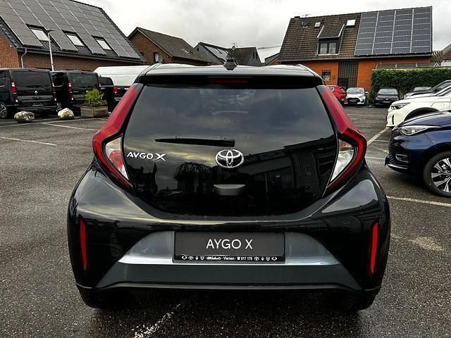 Gebraucht Toyota Aygo X Team 72 PS (52 kW) 2024 Grau SUV