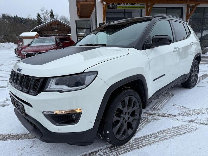 Gebraucht Jeep Compass 179 PS (131 kW) 2020 Weiß SUV