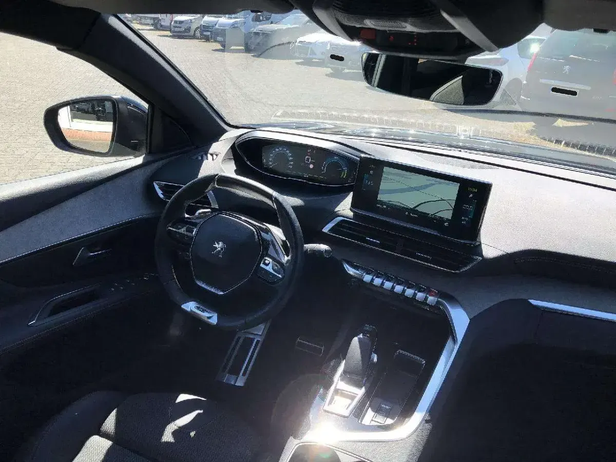 Gebraucht Peugeot 3008 GT 181 PS (133 kW) 2022 Lackierung schwarz perla nera/ SUV