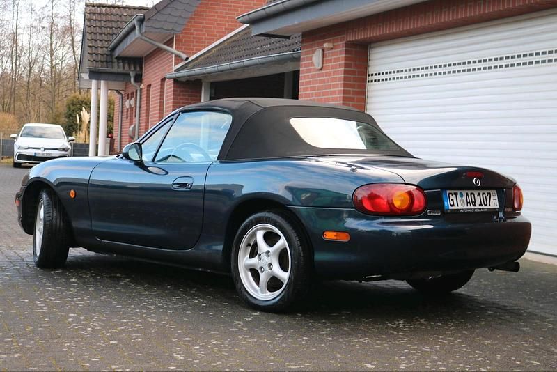 Gebraucht Mazda MX5 110 PS (80 kW) 1998 Blau Cabrio