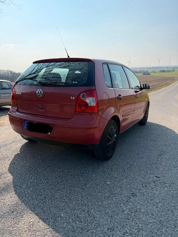 Gebraucht VW Polo 75 PS (55 kW) 2002 Rot Kleinwagen