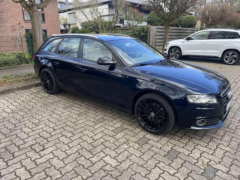 Używany Audi A4 Ambition 239 KM (175 kW) 2009 Niebieski Kombi