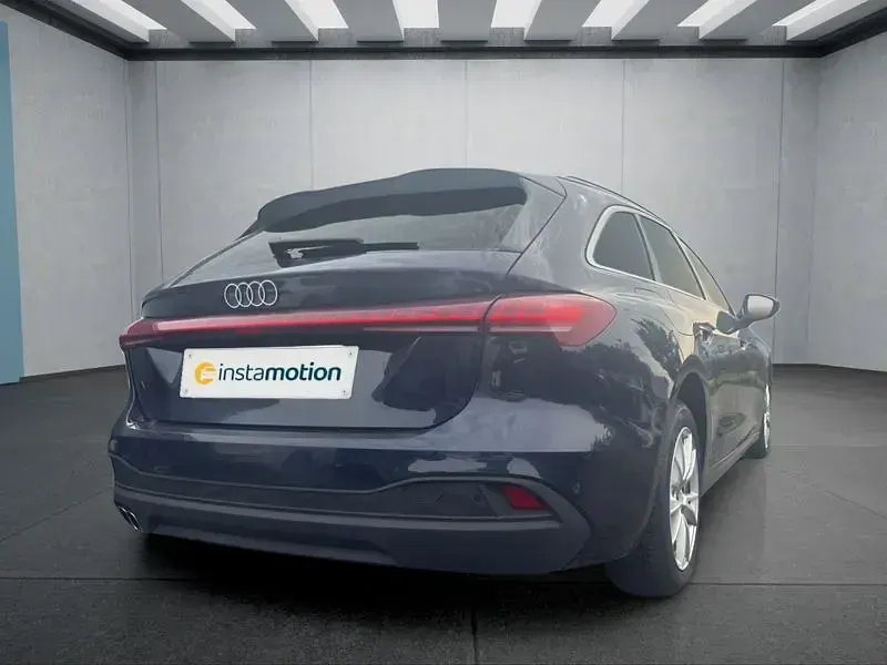 Gebraucht Audi A5 204 PS (150 kW) 2025 Blau Kombi