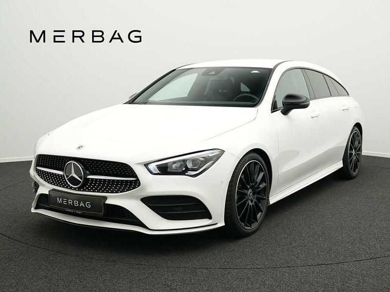 Weiß Gebraucht 2021 Mercedes CLA180 Shooting Brake AMG line Kombi | 24.990 € (Fairer Preis) - Bild 1/4
