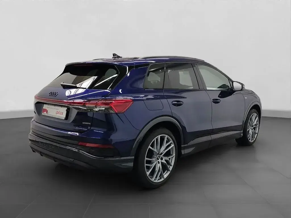 Gebraucht Audi Q4 e-tron S-Line 250 kW (340 PS) 2024 Blau SUV