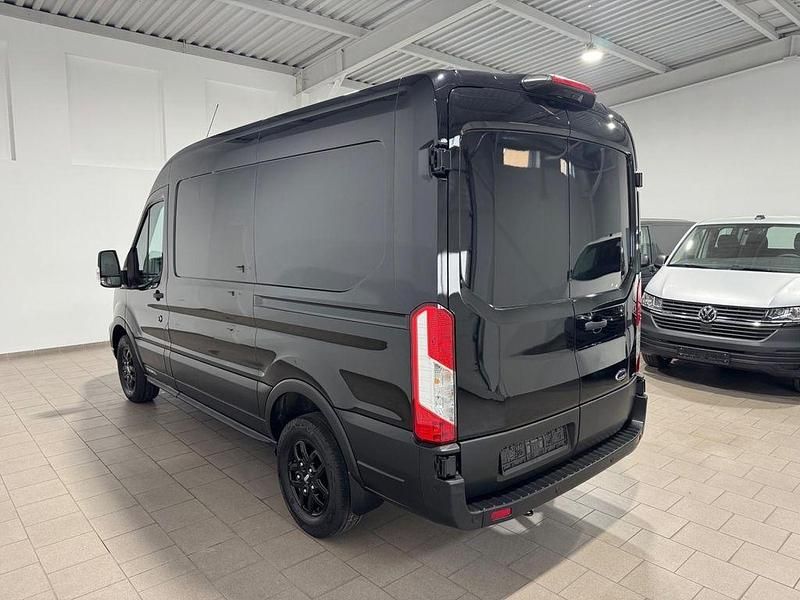 Gebraucht Ford Transit Limited 170 PS (125 kW) 2021 Obsidianschwarz metallic Van / Kleinbus
