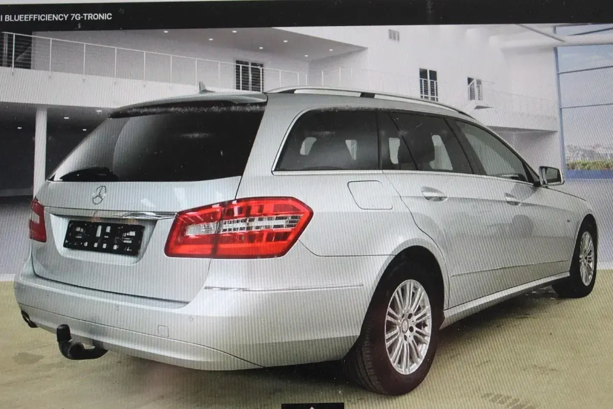 Gebraucht Mercedes E250 204 PS (150 kW) 2011 Silber Kombi