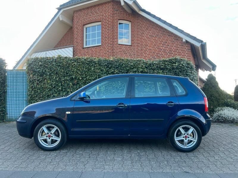 Blau Gebraucht 2005 VW Polo Kleinwagen | 2.399 € - Bild 1/4