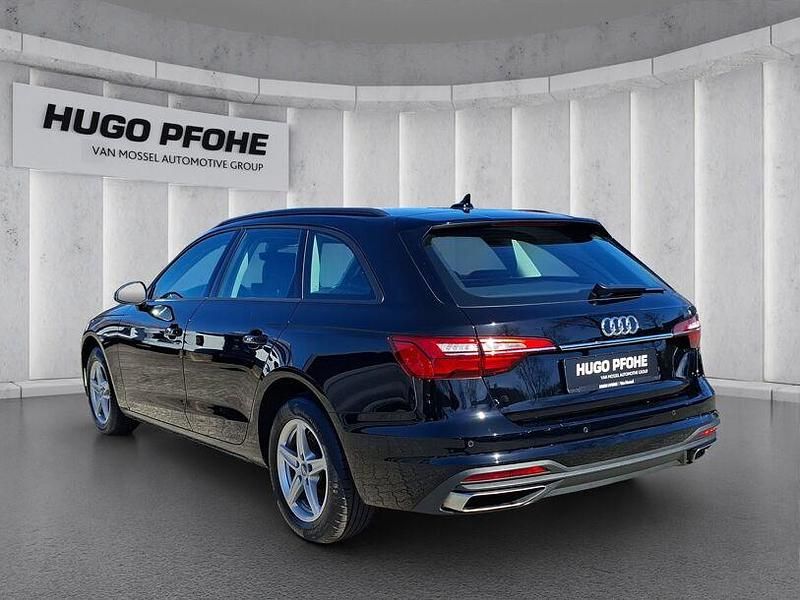 Gebraucht Audi A4 Ambiente 163 PS (119 kW) 2020 Schwarz Kombi
