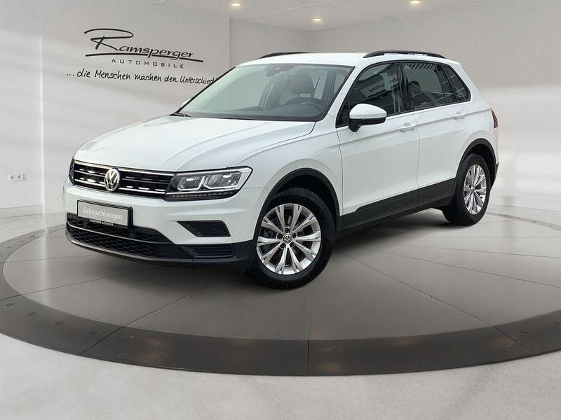 Gebraucht VW Tiguan Trendline 150 PS (110 kW) 2020 Weiß (pure white) SUV