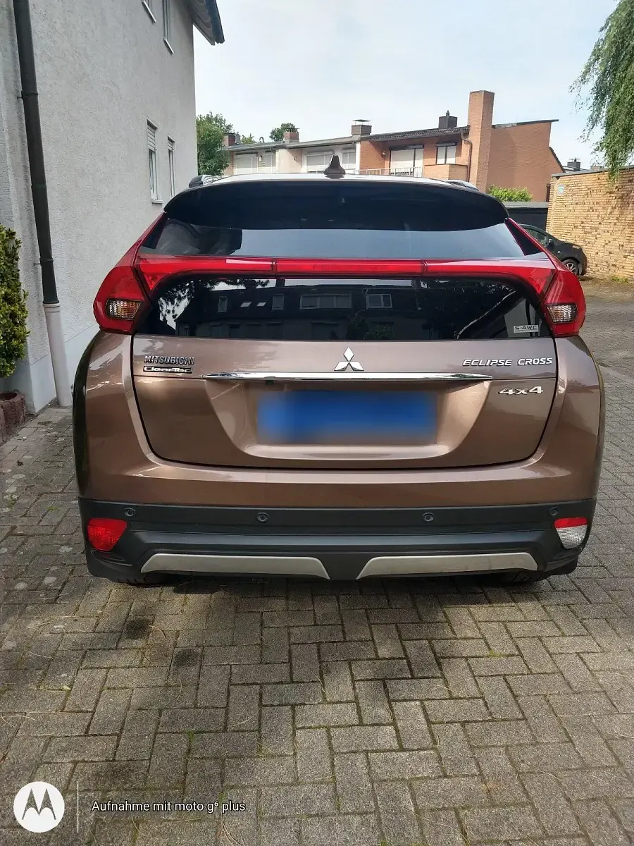 Używany Mitsubishi Eclipse Cross Top 163 KM (119 kW) 2019 Brązowy SUV