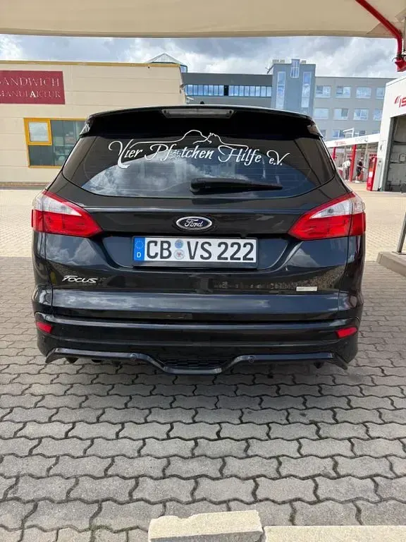 Gebraucht Ford Focus Champions Edition 150 PS (110 kW) 2013 Schwarz Limousine