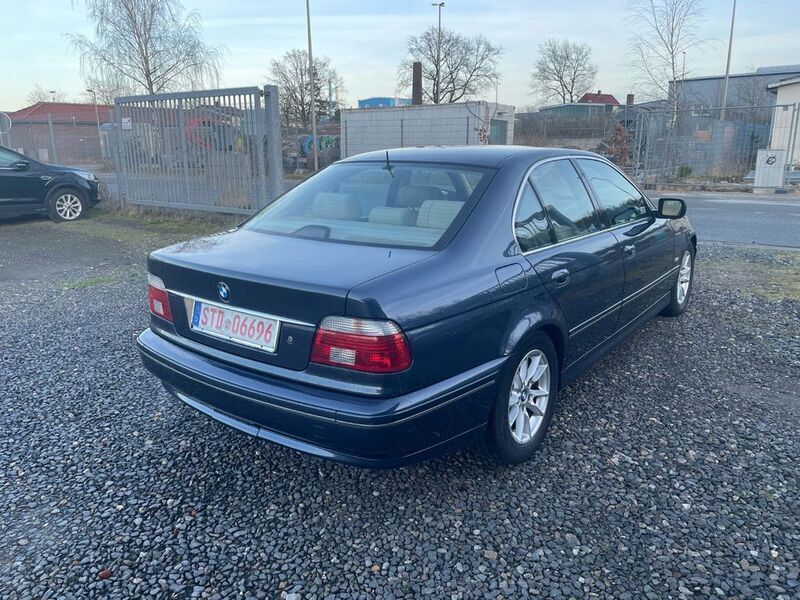 Gebraucht BMW 525 Exclusive 192 PS (141 kW) 2002 Blau Limousine