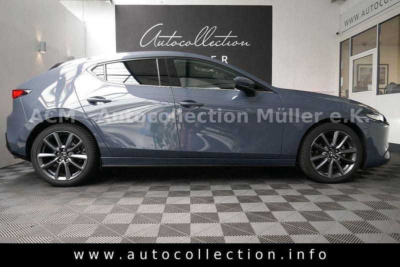 Gebraucht Mazda 3 Selection 186 PS (136 kW) 2022 Polymetal grey (metallic) Limousine