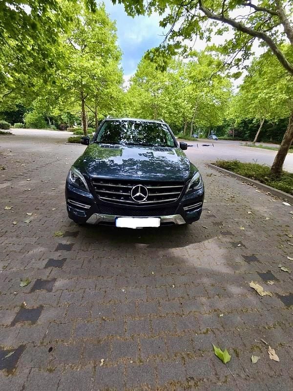 Gebraucht Mercedes ML350 258 PS (189 kW) 2015 Grau SUV