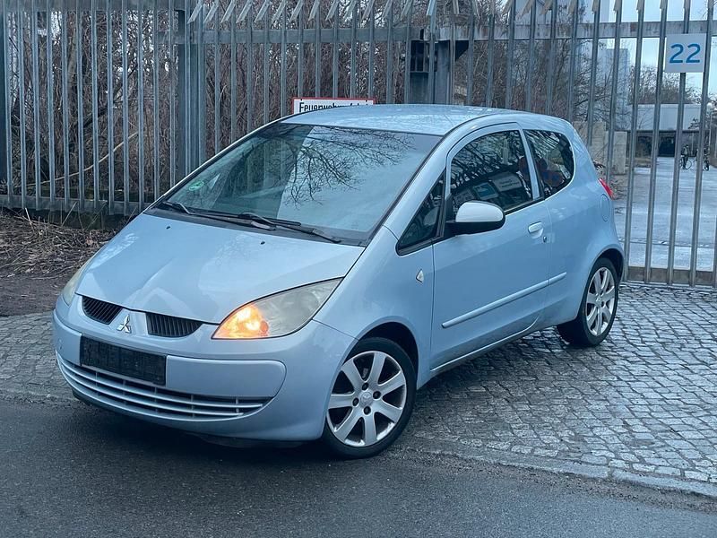 Gebraucht Mitsubishi Colt 75 PS (55 kW) 2008 Blau Kleinwagen