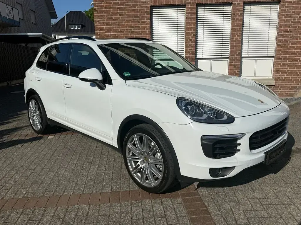Gebraucht Porsche Cayenne S 420 PS (308 kW) 2014 Weiß SUV