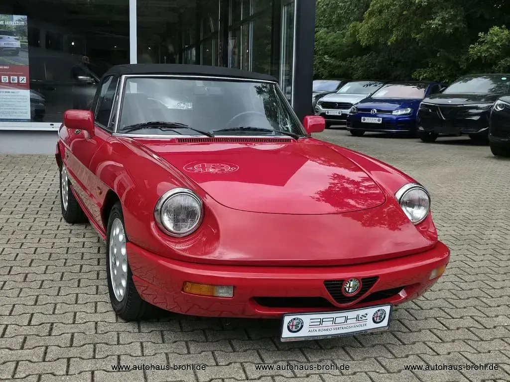 Gebraucht Alfa Romeo Spider 120 PS (88 kW) 1994 Rot Cabrio
