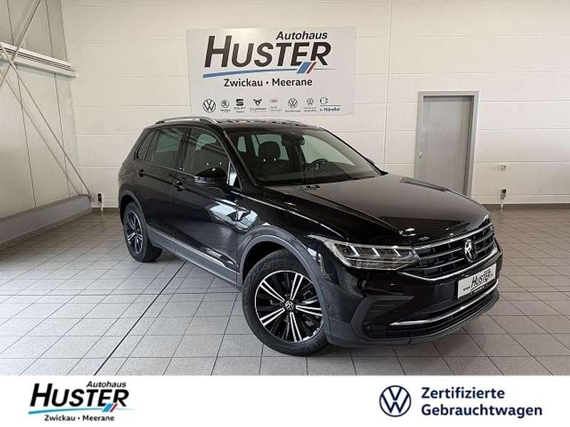 Schwarz Gebraucht 2022 VW Tiguan Active SUV | 29.490 € (Fairer Preis) - Bild 1/4